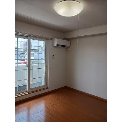 ラスターポイントⅤ 202【管理NO：1-014533001-02020】 ★家具家電は申し込み後に搬入します 2026年07月下旬入居可能の物件写真2