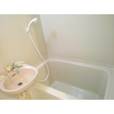 グリーンあらいＢ 202【管理NO：1-004901501-02020】 ★家具家電は申し込み後に搬入しますの物件写真4