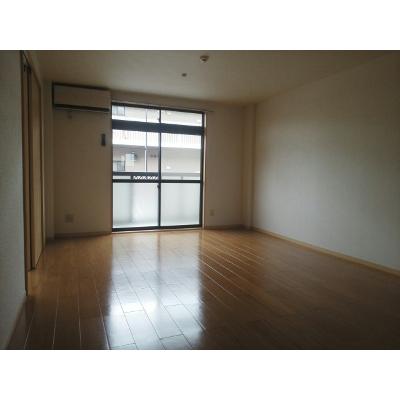 apartment 栃木県下野市緑２丁目１０ー２ 

↓地図はこちらから