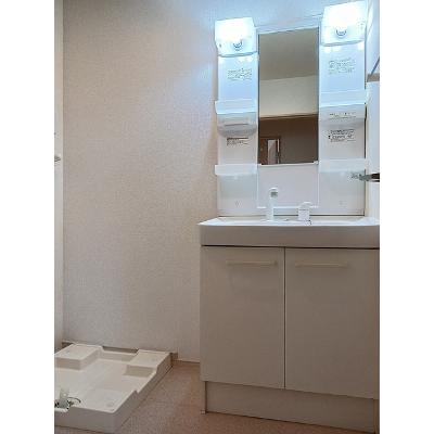 菊水Ⅱ 201【管理NO：1-018852001-02010】 ★家具家電は申し込み後に搬入しますの物件写真6