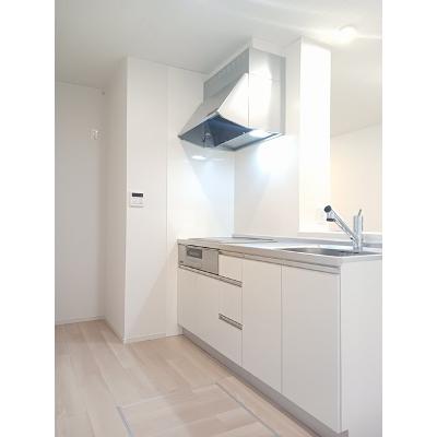 モーンガータ　Ａ 101【管理NO：1-027235601-01010】 ★家具家電は申し込み後に搬入します 2026年08月下旬入居可能の物件写真3