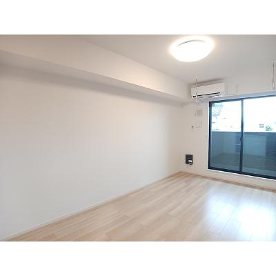 フォレスタ・ブレッツァ 202【管理NO：1-028438401-02020】 ★家具家電は申し込み後に搬入します★の物件写真2