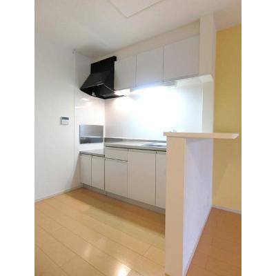 アランブラ 202【管理NO：1-019617801-02020】 ★家具家電は申し込み後に搬入します 2026年08月中旬入居可能の物件写真3