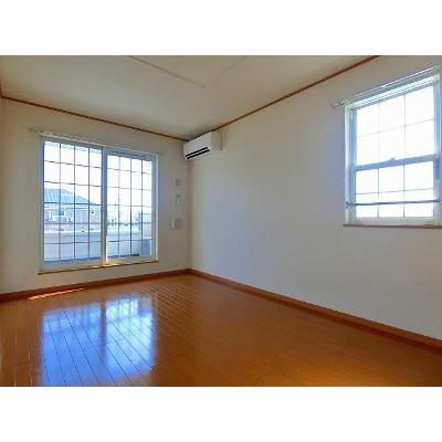 アザレアⅡ 204【管理NO：1-013483802-02040】 ★家具家電は申し込み後に搬入します 2026年08月中旬入居可能の物件写真2