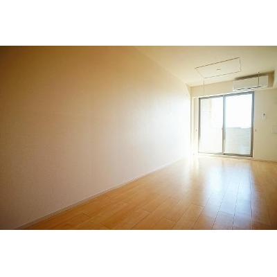 レユシールＡ 103【管理NO：1-021191701-01030】 ★家具家電は申し込み後に搬入します 2026年07月中旬入居可能の物件写真2