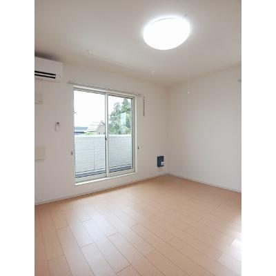 ピーチハッピネス 205【管理NO：1-018620201-02050】 ★家具家電は申し込み後に搬入しますの物件写真2