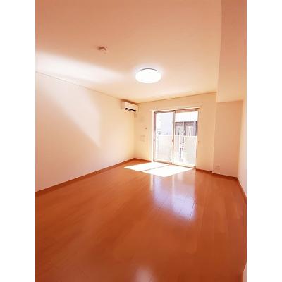 カーサ　プラシードⅡ 102【管理NO：1-014602302-01020】 ★家具家電は申し込み後に搬入しますの物件写真2