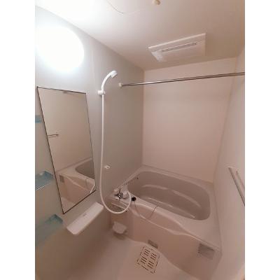 カーサ　プラシードⅡ 102【管理NO：1-014602302-01020】 ★家具家電は申し込み後に搬入しますの物件写真4