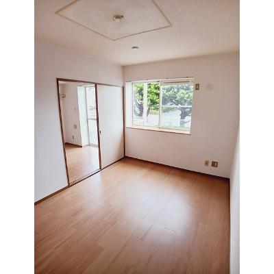 プチメゾン 102【管理NO：1-005201601-01020】 ★家具家電は申し込み後に搬入します★の物件写真2