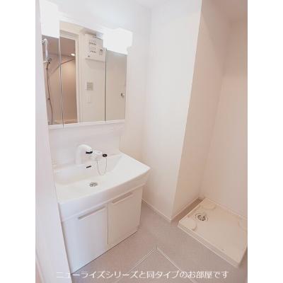 グロワール 102【管理NO：1-028556701-01020】 ★家具家電は申し込み後に搬入します 2026年10月下旬入居可能の物件写真6