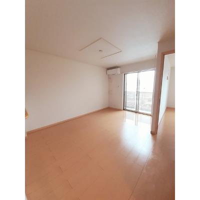 グラン　プラス 202【管理NO：1-016387101-02020】 ★家具家電は申し込み後に搬入しますの物件写真2