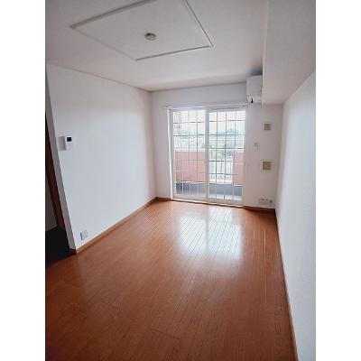 パルティール 103【管理NO：1-014165901-01030】 ★家具家電は申し込み後に搬入します★の物件写真2