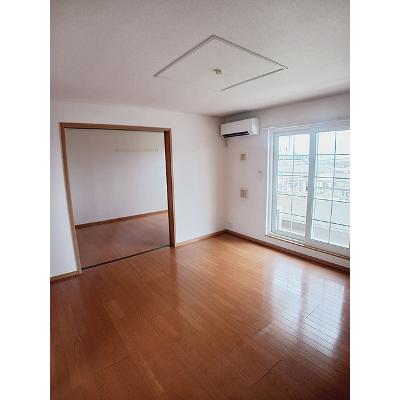カスターニャＡ 201【管理NO：1-013777101-02010】 ★家具家電は申し込み後に搬入します★の物件写真2
