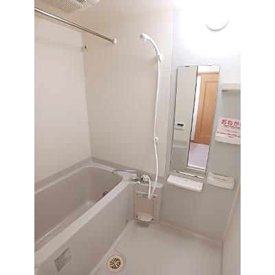 ヘブンリーブルー 204【管理NO：1-013709601-02040】 ★家具家電は申し込み後に搬入します★の物件写真4