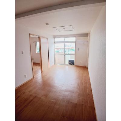ガーデンヒルズⅢ 203【管理NO：1-004816401-02030】 ★家具家電は申し込み後に搬入しますの物件写真2