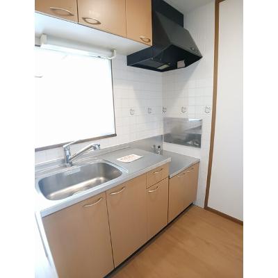クリスタルバレー 103【管理NO：1-011176201-01030】 ★家具家電は申し込み後に搬入します 2026年07月下旬入居可能の物件写真3