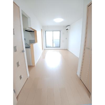 テ・ルサーマＣ 304【管理NO：1-020123101-03040】 ★家具家電は申し込み後に搬入します★の物件写真2
