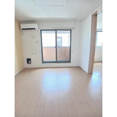 サンセレーノ・光 204【管理NO：1-019871501-02040】 ★家具家電は申し込み後に搬入しますの物件写真2