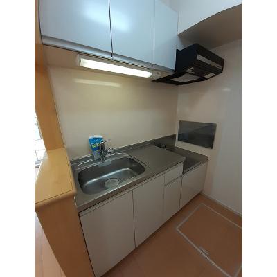 ジベルニーⅢ 104【管理NO：1-018006203-01040】 ★家具家電は申し込み後に搬入しますの物件写真3