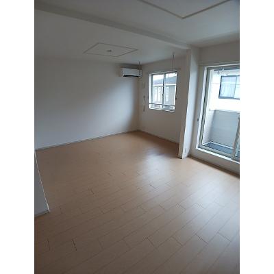 フォーカーレⅡ 202【管理NO：1-017637402-02020】 ★家具家電は申し込み後に搬入しますの物件写真2