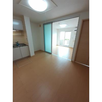 サンセット　ヒルズⅠ 102【管理NO：1-015752101-01020】 ★家具家電は申し込み後に搬入します★の物件写真2