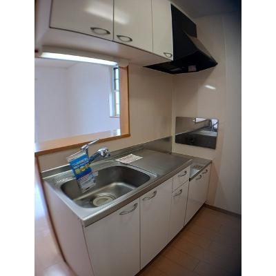 ネオ・エリオッティ　Ⅰ 204【管理NO：1-014813101-02040】 ★家具家電は申し込み後に搬入します★の物件写真3