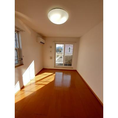 クレアトゥール　Ｂ 201【管理NO：1-013862202-02010】 ★家具家電は申し込み後に搬入します★の物件写真2