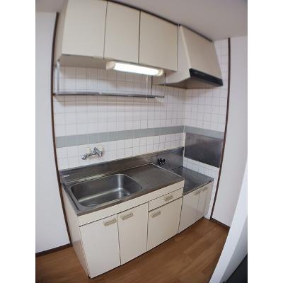 深堀ハイツ　Ⅱ 103【管理NO：1-002343501-01030】 ★家具家電は申し込み後に搬入します★の物件写真3