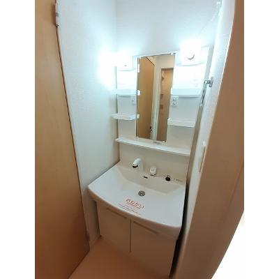 ＬａＴｏｕｒＫＡＩＺＡＷＡ　Ⅴ 101【管理NO：1-023184702-01010】 ★家具家電は申し込み後に搬入しますの物件写真6