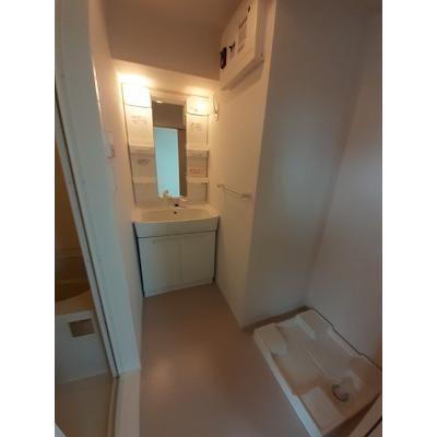 モデッサ 201【管理NO：1-018482201-02010】 ★家具家電は申し込み後に搬入します★の物件写真6