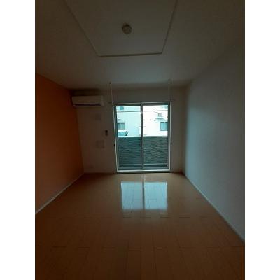 シャインメモリー　Ⅱ 102【管理NO：1-018469402-01020】 ★家具家電は申し込み後に搬入します★ ★2026年08月下旬入居可能★の物件写真2