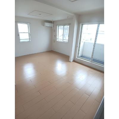 アーバンⅡ 201【管理NO：1-017675301-02010】 ★家具家電は申し込み後に搬入します★の物件写真2