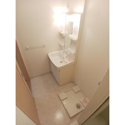 フェリーチェⅡ 102【管理NO：1-017354402-01020】 ★家具家電は申し込み後に搬入します★の物件写真6