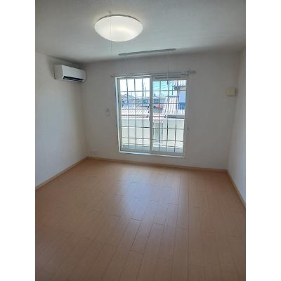 クレメント 201【管理NO：1-016619501-02010】 ★家具家電は申し込み後に搬入します★の物件写真2