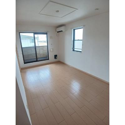 シャルマン・テール 201【管理NO：1-016227901-02010】 ★家具家電は申し込み後に搬入します★の物件写真2