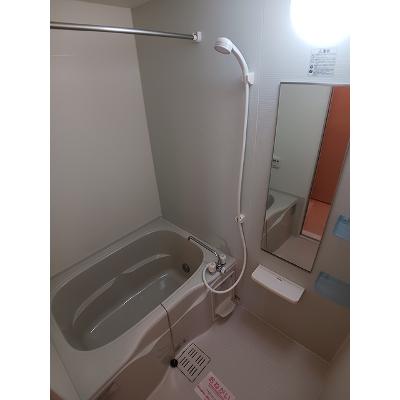 グランデヒルⅥ 204【管理NO：1-015858401-02040】 ★家具家電は申し込み後に搬入しますの物件写真4