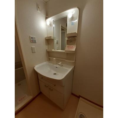 ヴァローレ 202【管理NO：1-014634501-02020】 ★家具家電は申し込み後に搬入します★の物件写真6