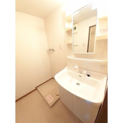 コムフォートワン 404【管理NO：1-010489001-04040】 ★家具家電は申し込み後に搬入します★の物件写真6