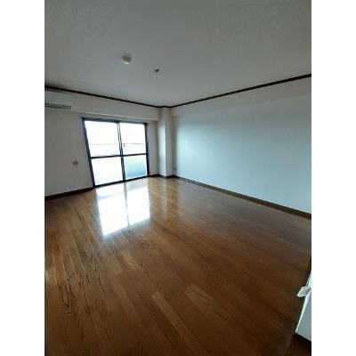 グランドバレー 402【管理NO：1-005156301-04020】 ★家具家電は申し込み後に搬入します 2026年07月中旬入居可能の物件写真2