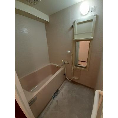 グランドバレー 402【管理NO：1-005156301-04020】 ★家具家電は申し込み後に搬入します 2026年07月中旬入居可能の物件写真4