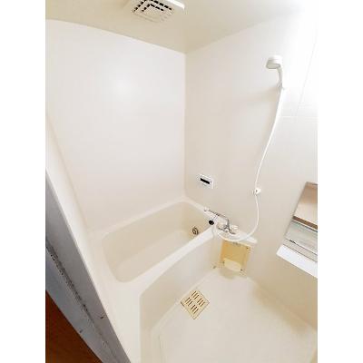 エピナール　Ａ 202【管理NO：1-010155001-02020】 ★家具家電は申し込み後に搬入します★の物件写真4