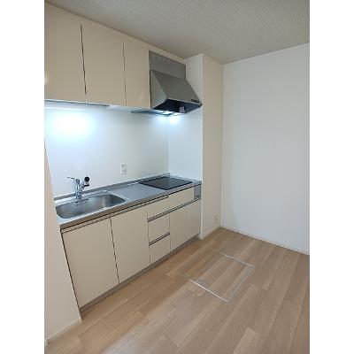 ヒカルサ深谷上野台 101【管理NO：1-028622701-01010】 ★家具家電は申し込み後に搬入します★ ★2026年10月上旬入居可能★の物件写真3