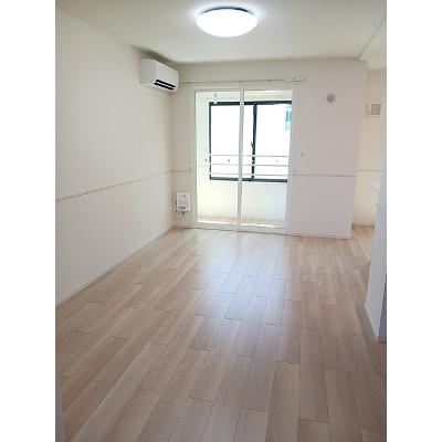 ノーブルイースト上柴 204【管理NO：1-028552401-02040】 ★家具家電は申し込み後に搬入しますの物件写真2
