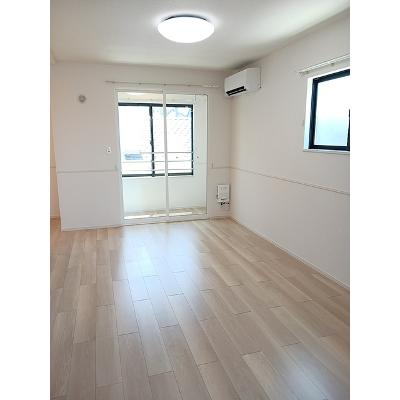 ノーブルイースト上柴 201【管理NO：1-028552401-02010】 ★家具家電は申し込み後に搬入しますの物件写真2