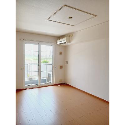 ギラソールＡ 103【管理NO：1-014567801-01030】 ★家具家電は申し込み後に搬入しますの物件写真2