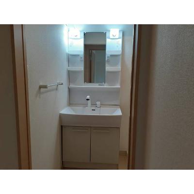マードレ六番館 204【管理NO：1-020792201-02040】 ★家具家電は申し込み後に搬入しますの物件写真6