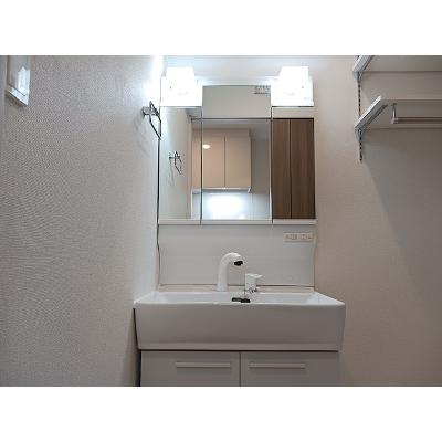 スプレンドーレ 303【管理NO：1-028285201-03030】 ★家具家電は申し込み後に搬入します★の物件写真6