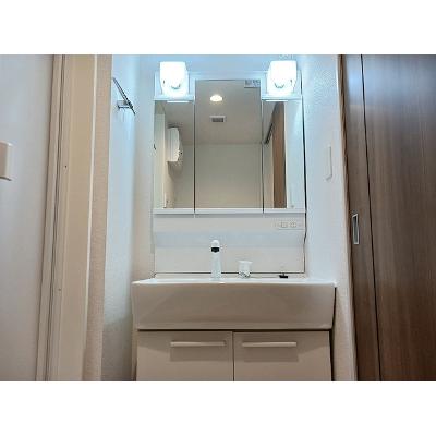 apartment 茨城県古河市東本町４丁目２番７４号 

↓地図はこちらから