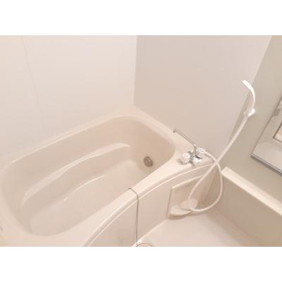 ルーナフィオーレ 202【管理NO：1-013777701-02020】 ★家具家電は申し込み後に搬入しますの物件写真4