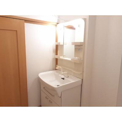 ルーナフィオーレ 202【管理NO：1-013777701-02020】 ★家具家電は申し込み後に搬入しますの物件写真6